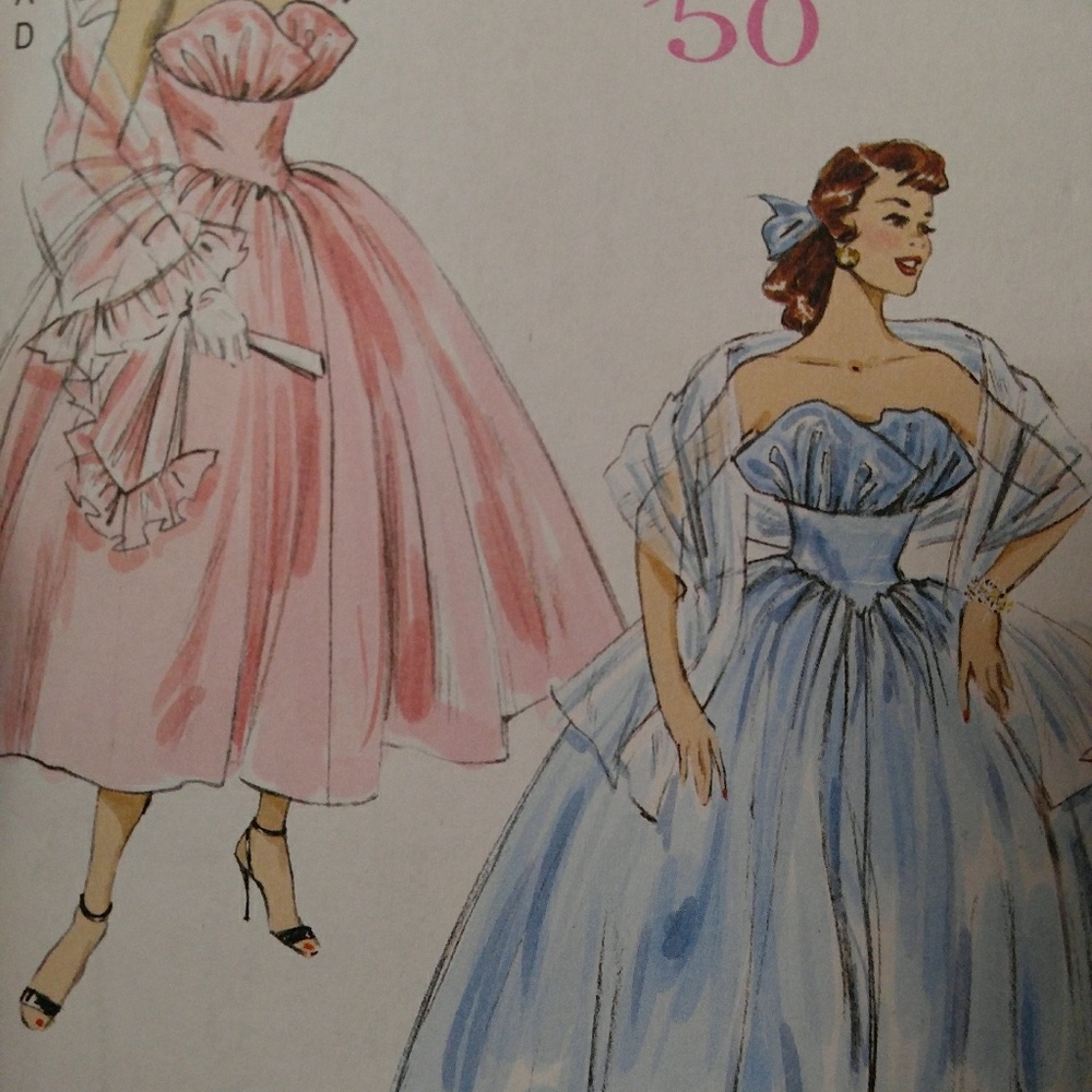 Women's Multi size uncut patterns - Picture 3 of 7